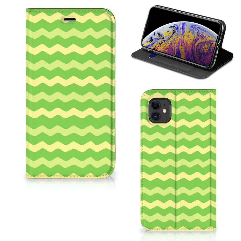 Apple iPhone 11 Hoesje met Magneet Waves Green