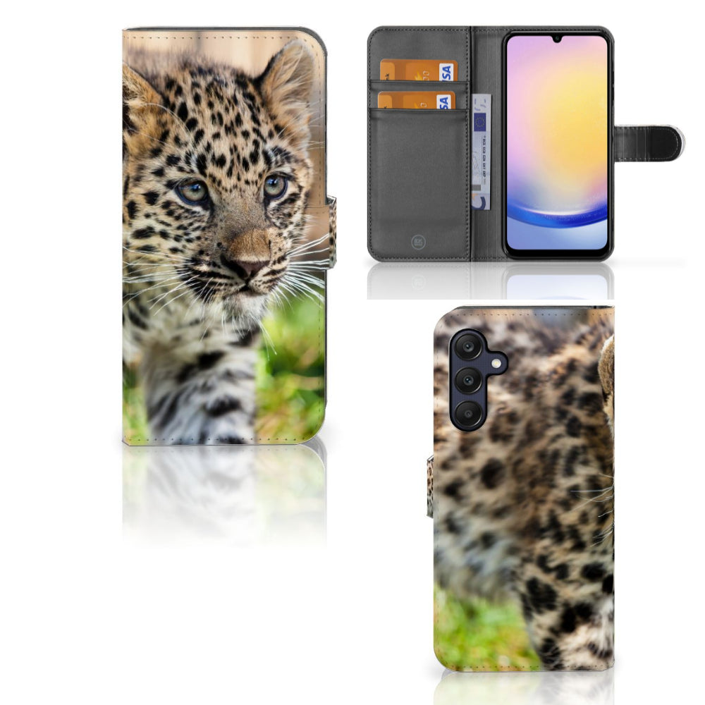 Samsung Galaxy A25 Telefoonhoesje met Pasjes Baby Luipaard