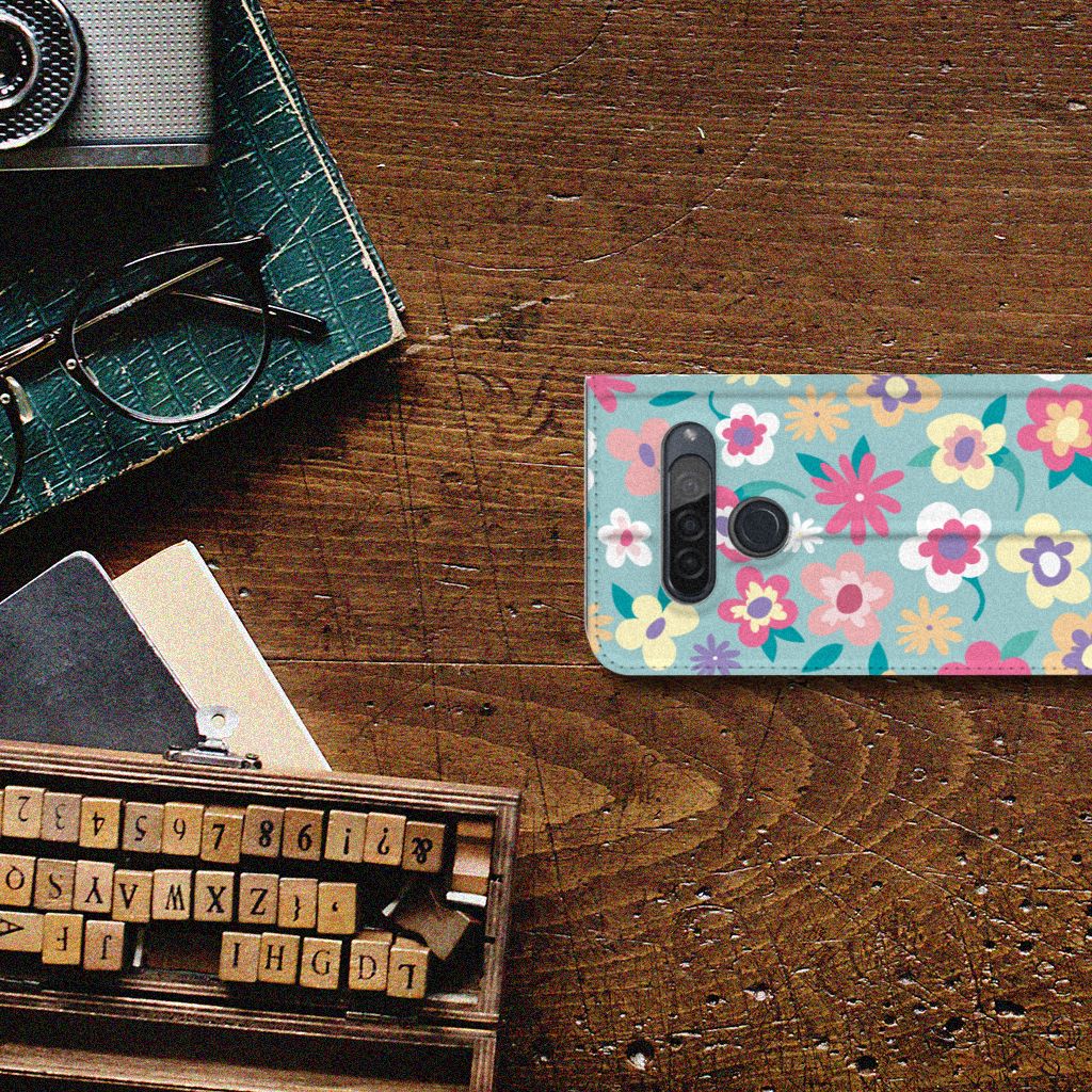 LG G8s Thinq Smart Cover Flower Power - B2C Telecom