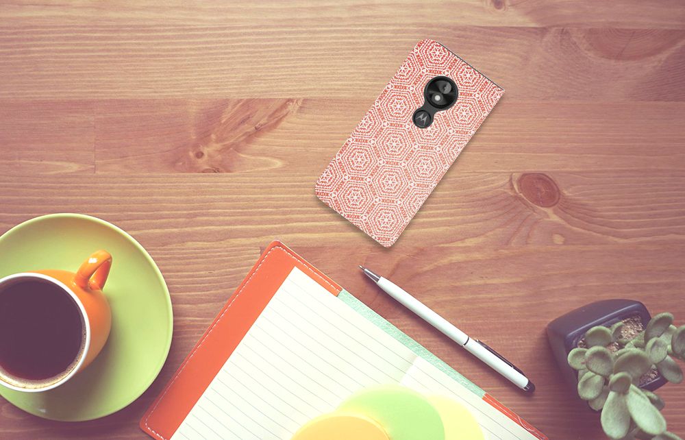 Motorola Moto E5 Play Hoesje met Magneet Pattern Orange