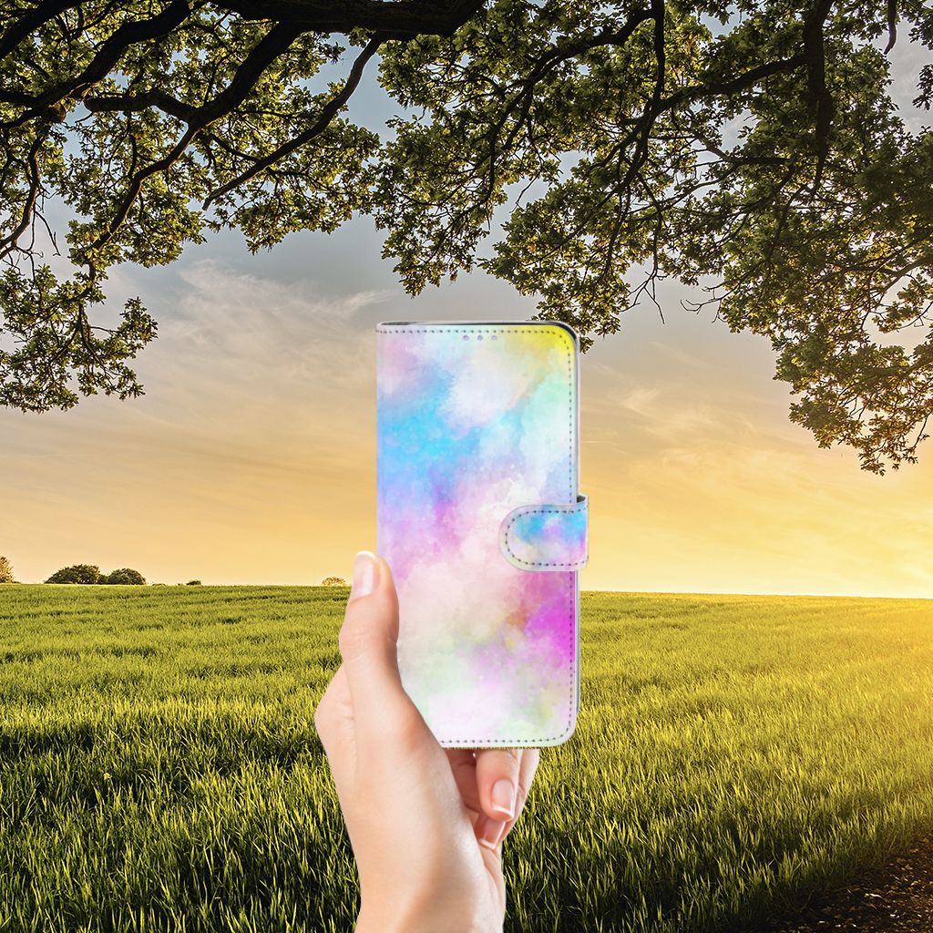 Hoesje Samsung Galaxy S20 Plus Watercolor Light in pastelkleuren met rustige uitstraling tegen een landschap.
