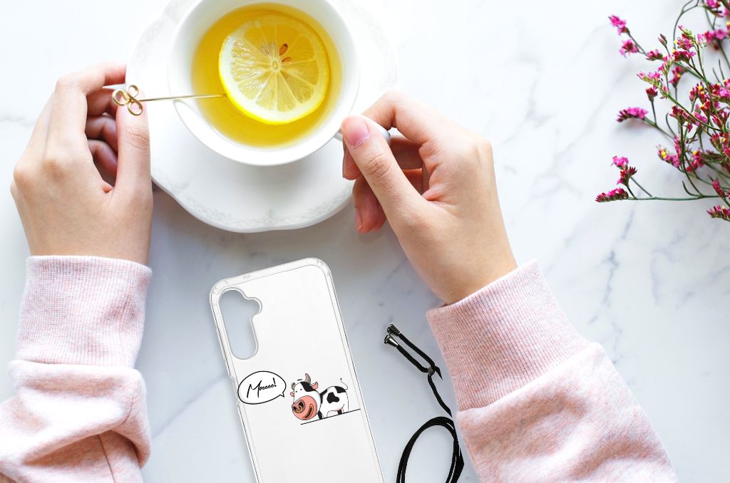 Samsung Galaxy A14 5G Stevig Bumper Hoesje Cow met vrouwelijk handen en drankje