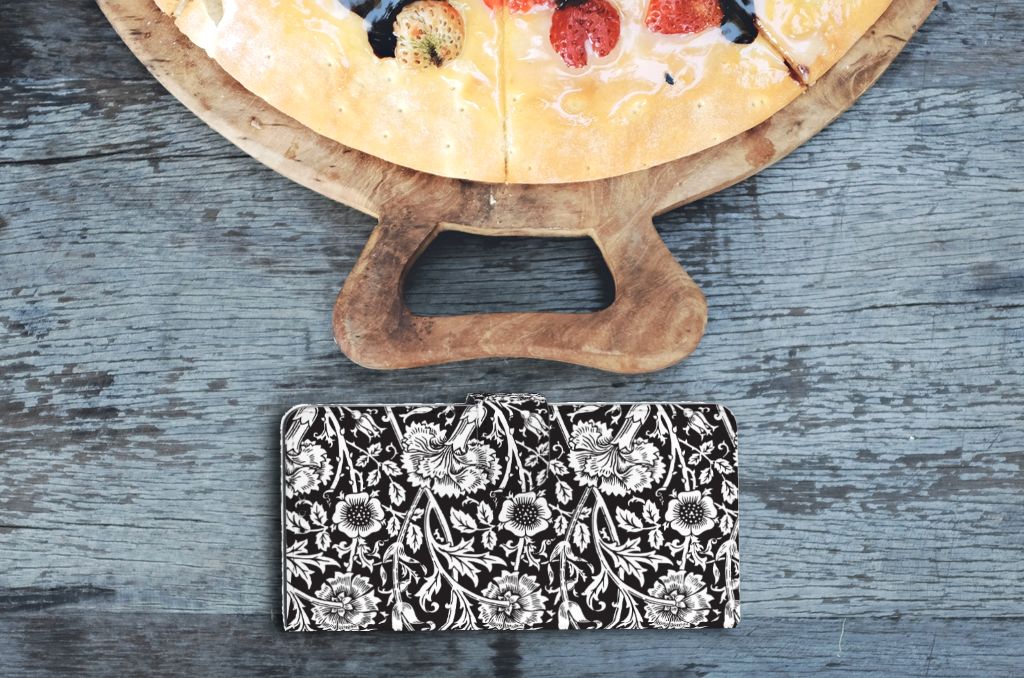 OnePlus 9 Pro Hoesje Black Flowers