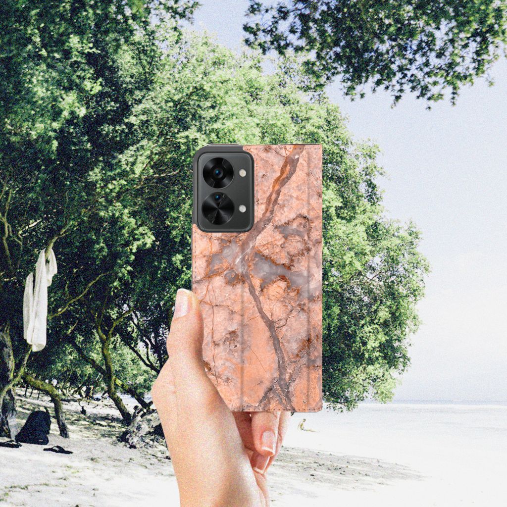 OnePlus Nord 2T Standcase Marmer Oranje - B2C Telecom