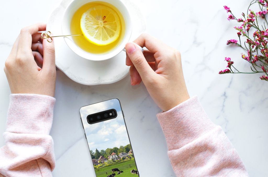 Samsung Galaxy S10 Back Cover Koeien B2C Telecom
