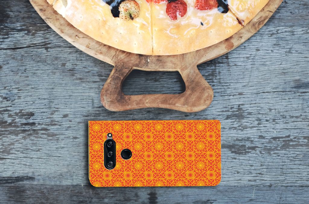 LG V40 Thinq Hoesje met Magneet Batik Oranje