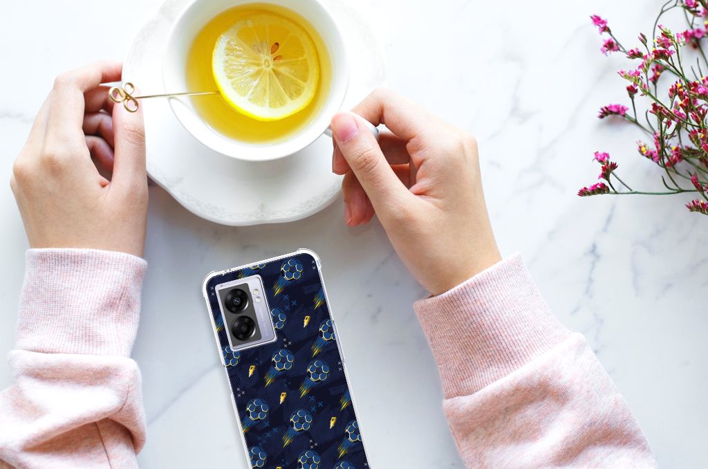 Doorzichtige Silicone Hoesje voor OPPO A77 5G | A57 5G Voetbal