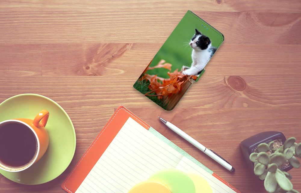 Motorola Moto E32 | Moto E32s Telefoonhoesje met Pasjes Kitten