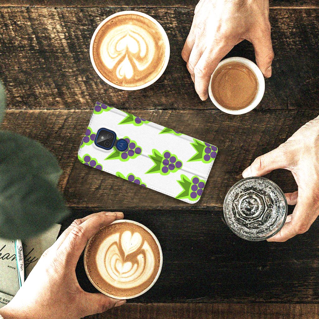 Motorola Moto G9 Play Flip Style Cover Druiven - B2C Telecom