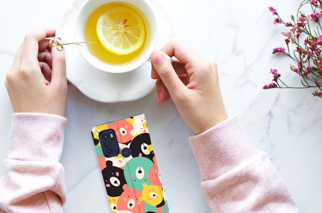 Motorola Moto G60s Magnet Case Bears - B2C Telecom