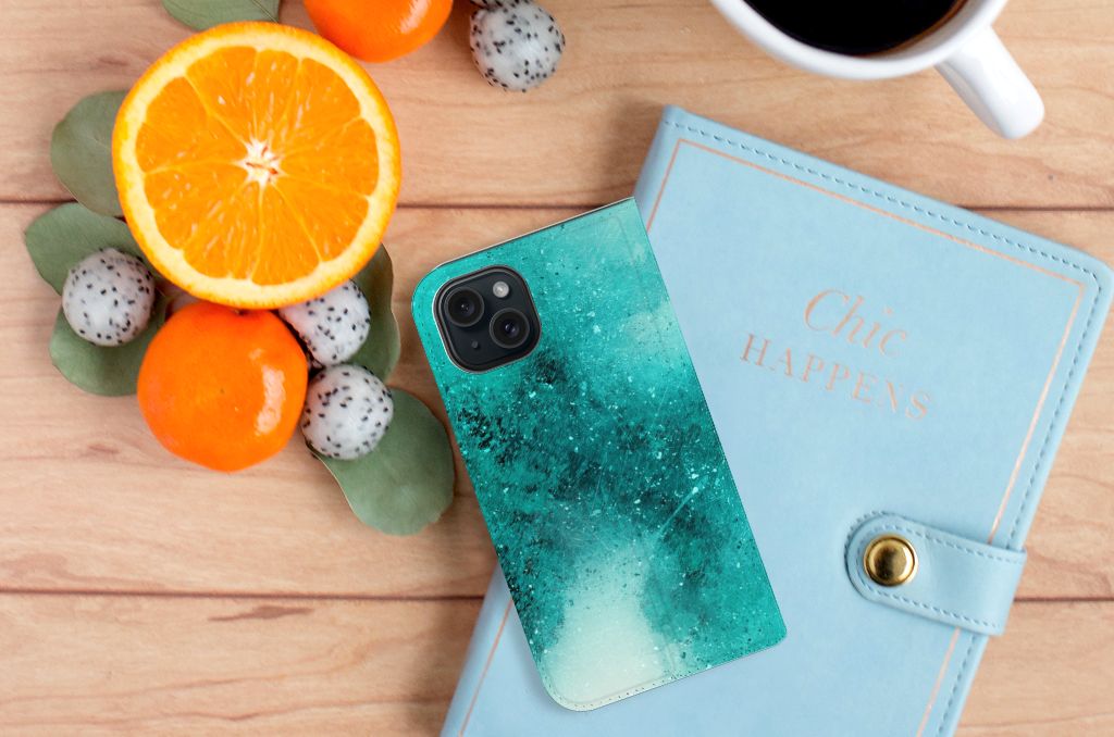 Bookcase iPhone 15 Painting Blue met turquoise design en fruitschalen, perfect voor jouw iPhone!