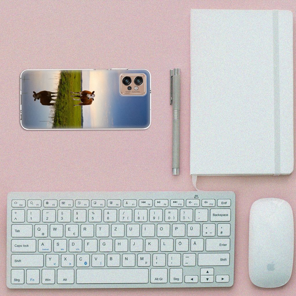 Motorola Moto G32 TPU Hoesje Koe B2C Telecom