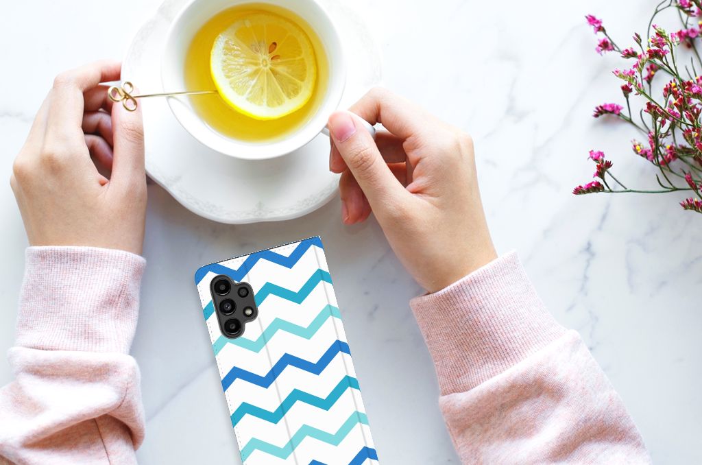 Samsung Galaxy A13 (4G) Hoesje met Magneet Zigzag Blauw - B2C Telecom
