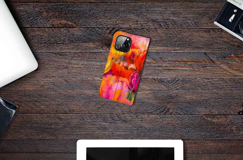 Bookcase iPhone 14 Pro Max Tulips