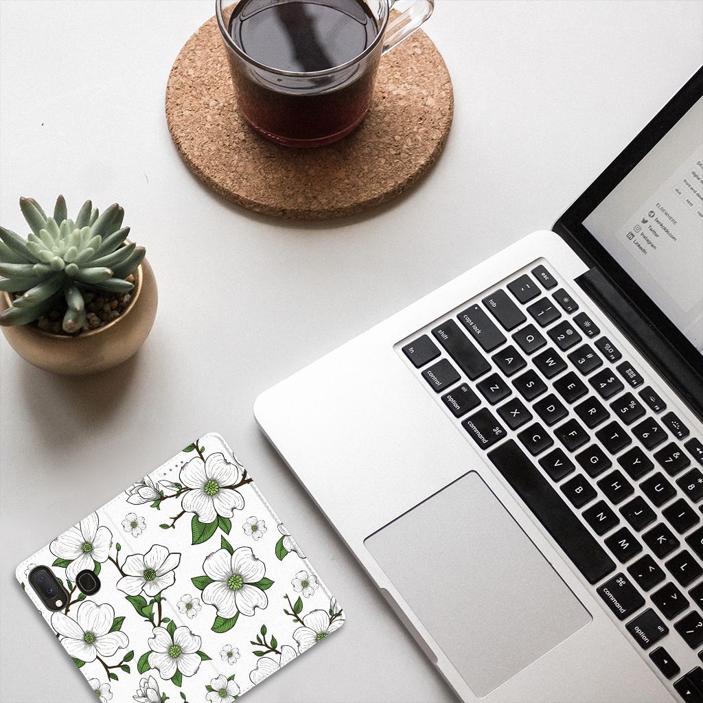 Samsung Galaxy A20e Smart Cover Dogwood Flowers