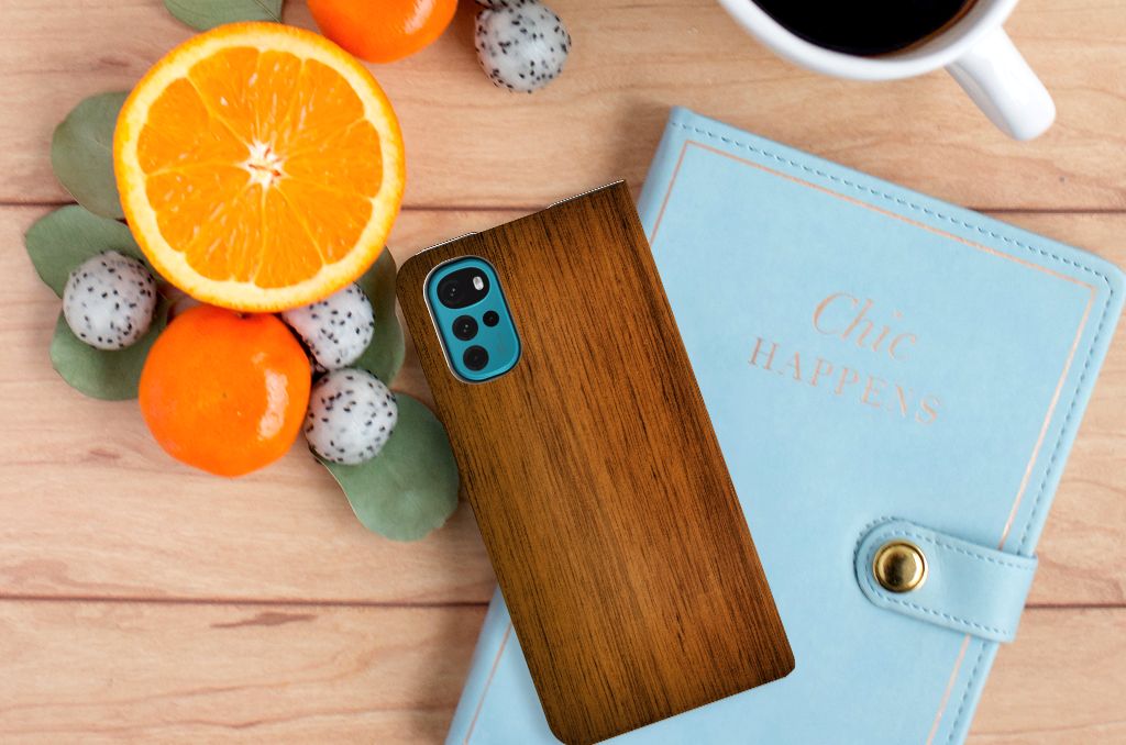 Motorola Moto G22 Book Wallet Case Donker Hout - B2C Telecom