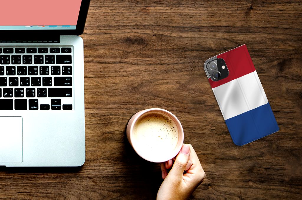 iPhone 12 | iPhone 12 Pro Standcase Nederlandse Vlag - B2C Telecom