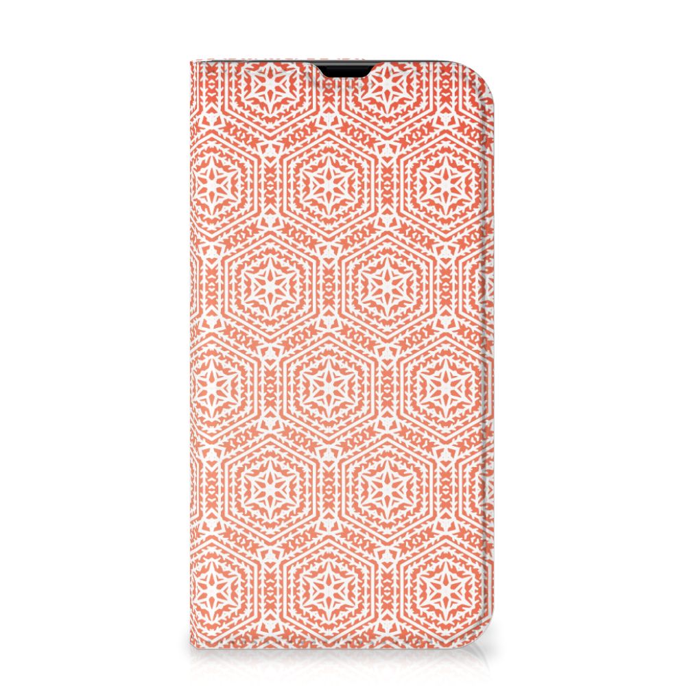 iPhone 13 Pro Hoesje met Magneet Pattern Orange - B2C Telecom