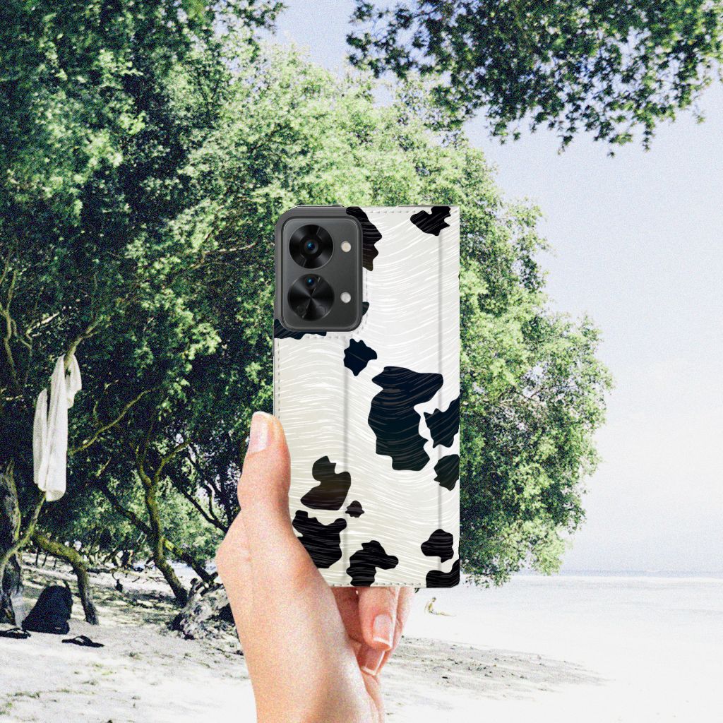 OnePlus Nord 2T Hoesje maken Koeienvlekken - B2C Telecom
