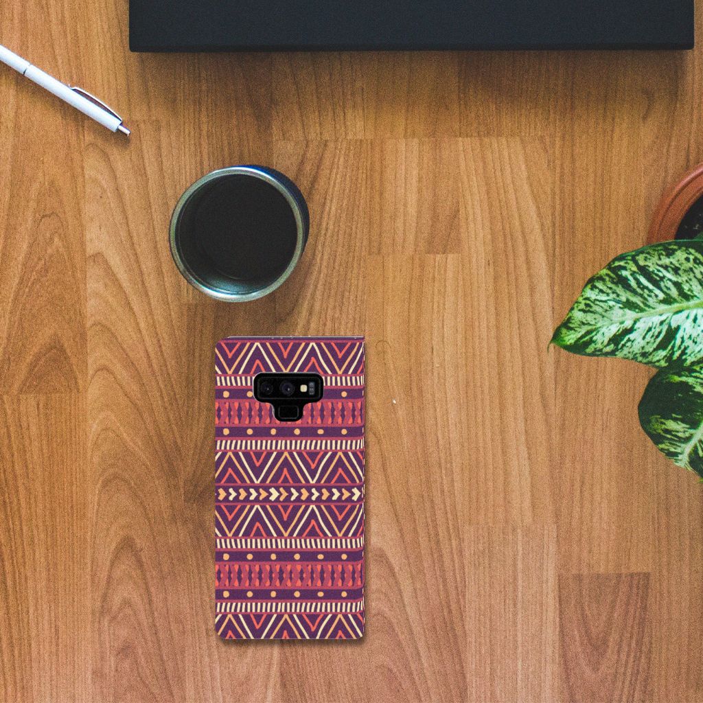 Samsung Galaxy Note 9 Hoesje met Magneet Aztec Paars