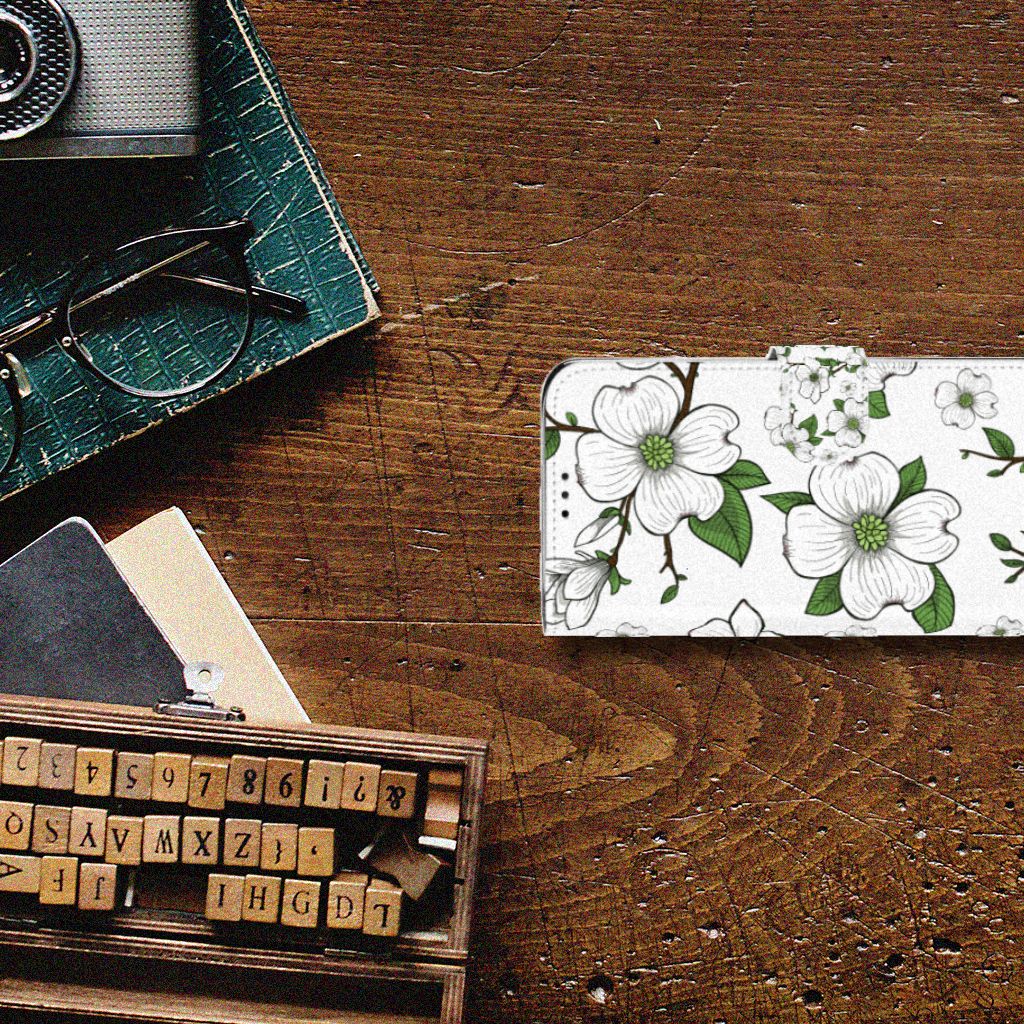 Motorola Moto G7 Power Hoesje Dogwood Flowers