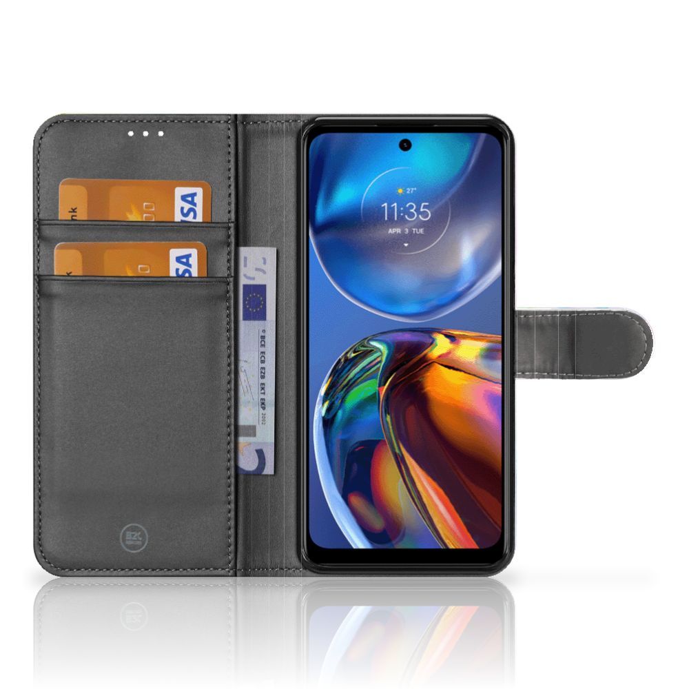 Hoesje Motorola Moto E32 | Moto E32s Watercolor Light met pasjeshouder en kleurige binnenkant.