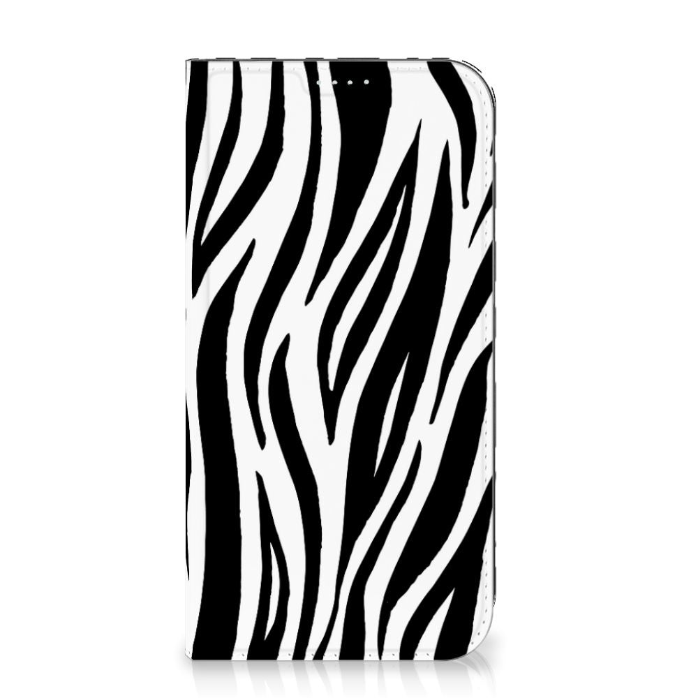 iPhone 15 Plus Hoesje maken Zebra met zwart-witte zebra strepen voor een unieke look 🦓.