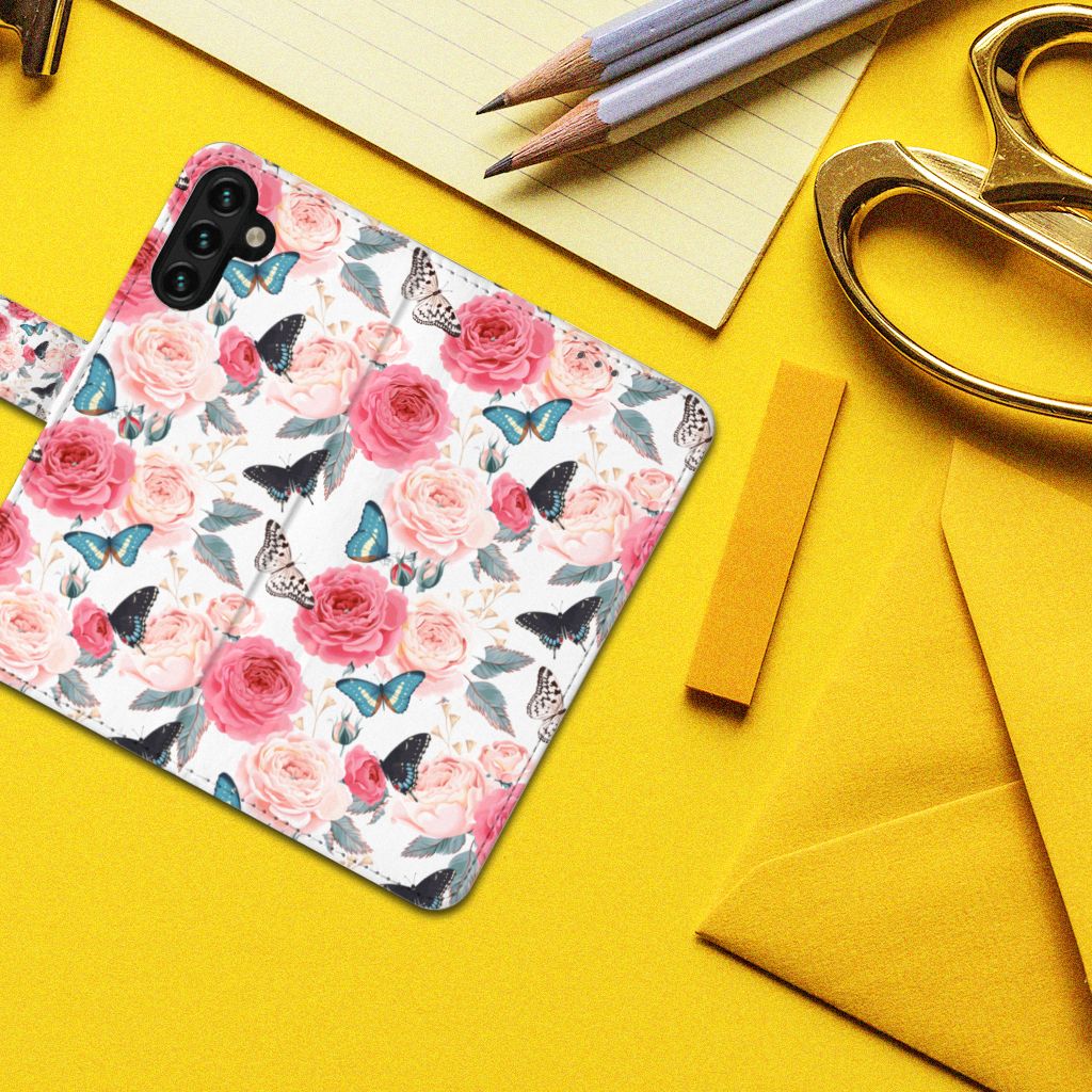 Samsung Galaxy A04s | Samsung Galaxy A13 5G Hoesje Butterfly Roses