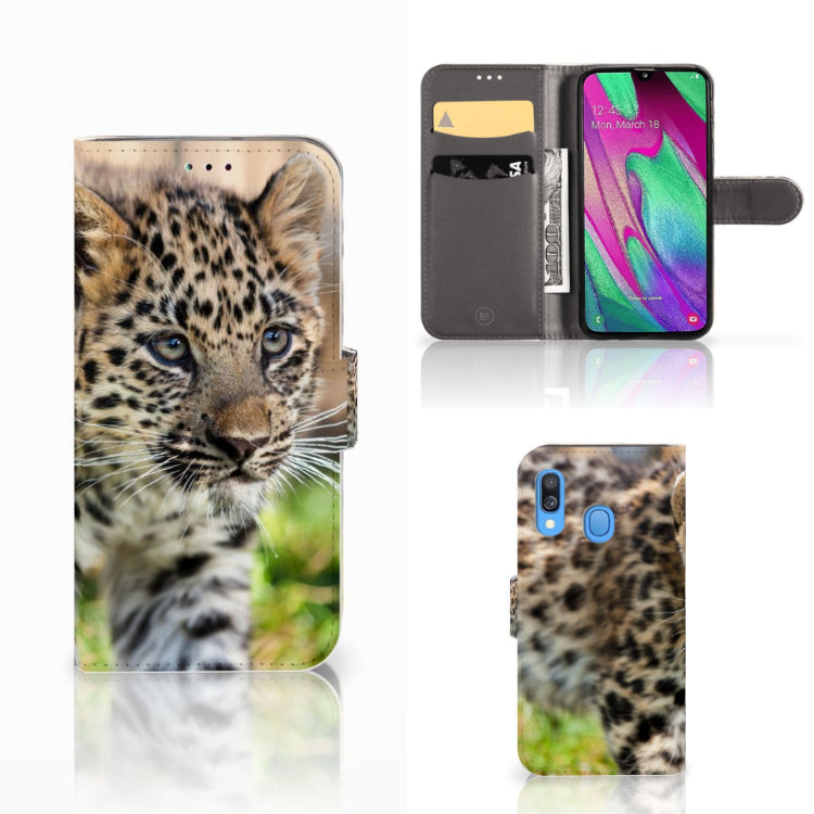 Samsung Galaxy A40 Telefoonhoesje met Pasjes Baby Luipaard