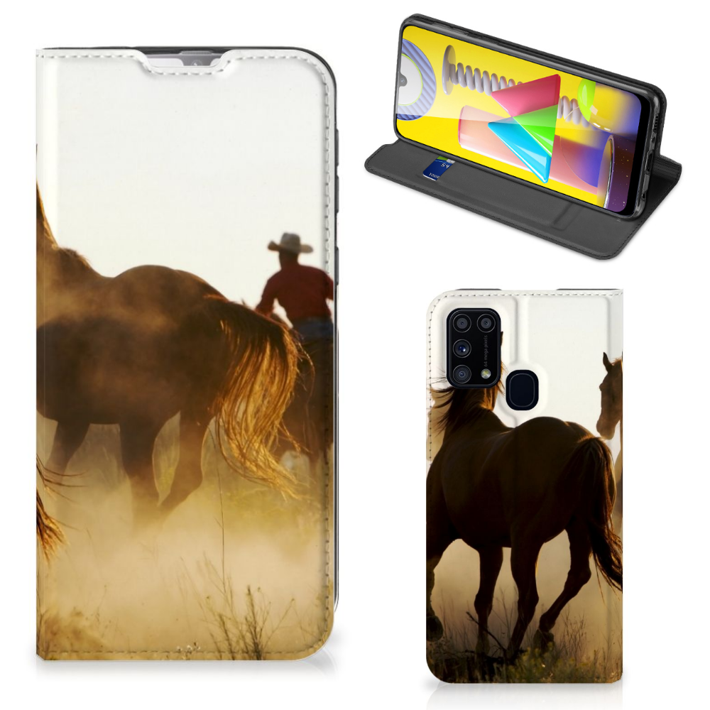 Samsung Galaxy M31 Hoesje maken Design Cowboy met paarden en cowboy in de achtergronde.