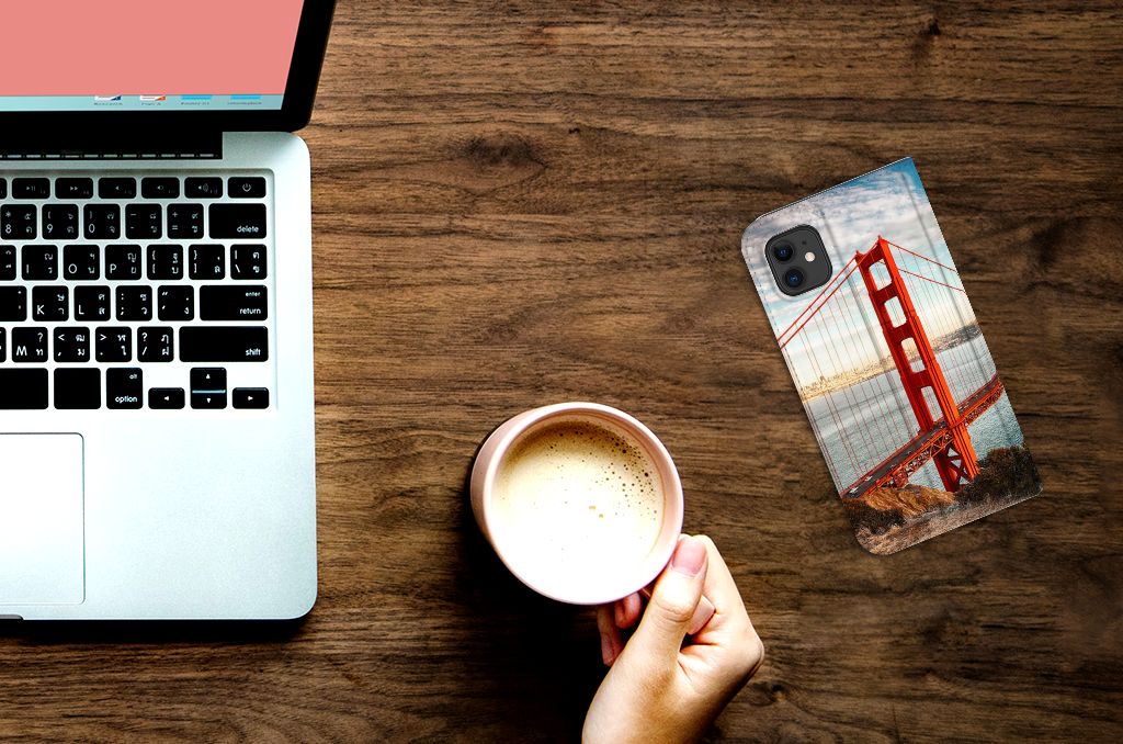 Apple iPhone 11 Book Cover Golden Gate Bridge