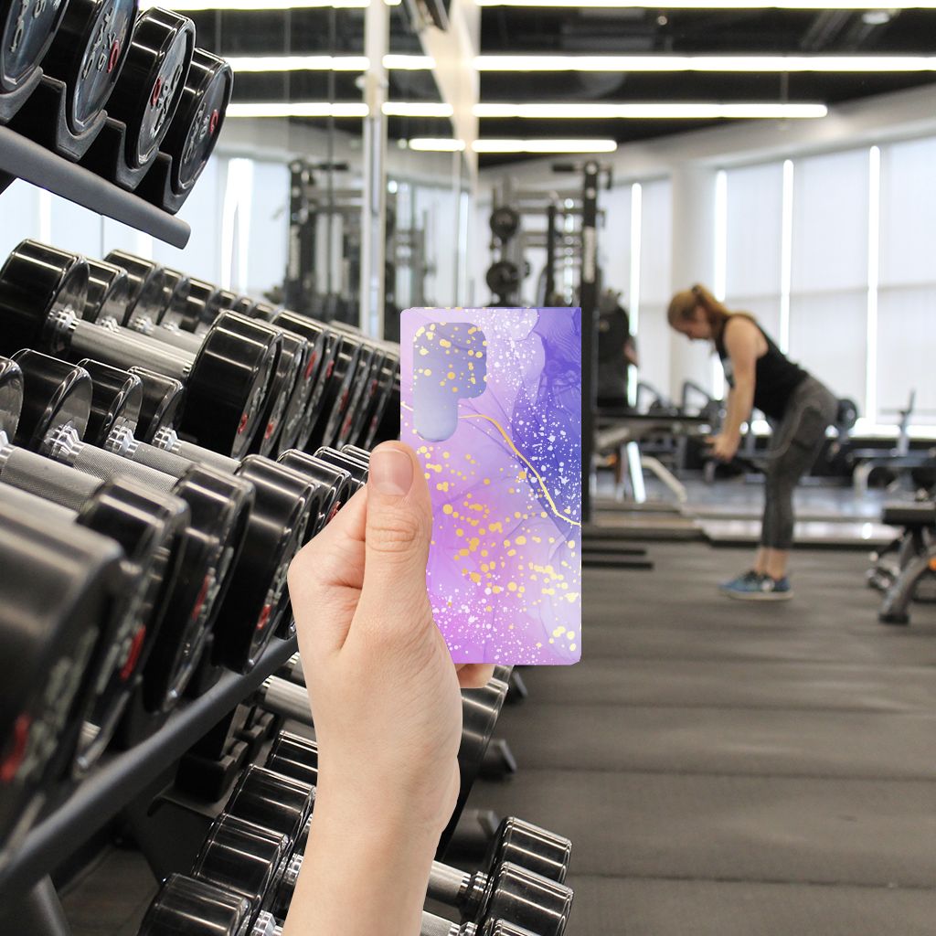 TPU bumper voor iPhone 12 Mini Voetbal, kleurrijk ontwerp in sportschool, perfect voor voetbalfans âŊī¸.