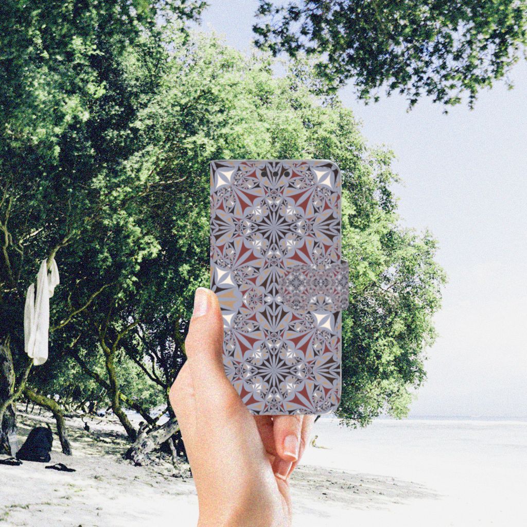 Microsoft Lumia 650 Bookcase Flower Tiles