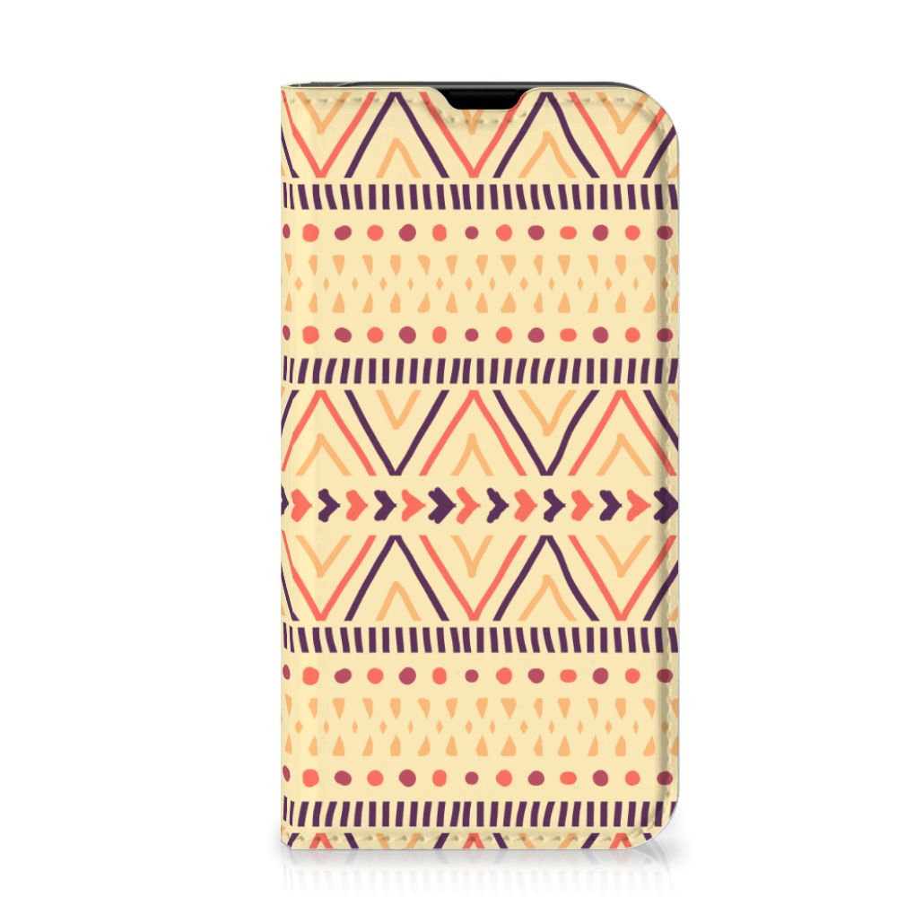 iPhone 13 Mini Hoesje met Magneet Aztec Yellow - B2C Telecom