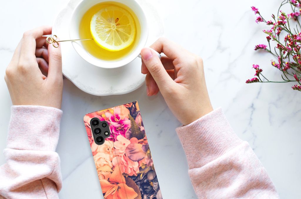 Samsung Galaxy A13 (4G) Smart Cover Bosje Bloemen - B2C Telecom