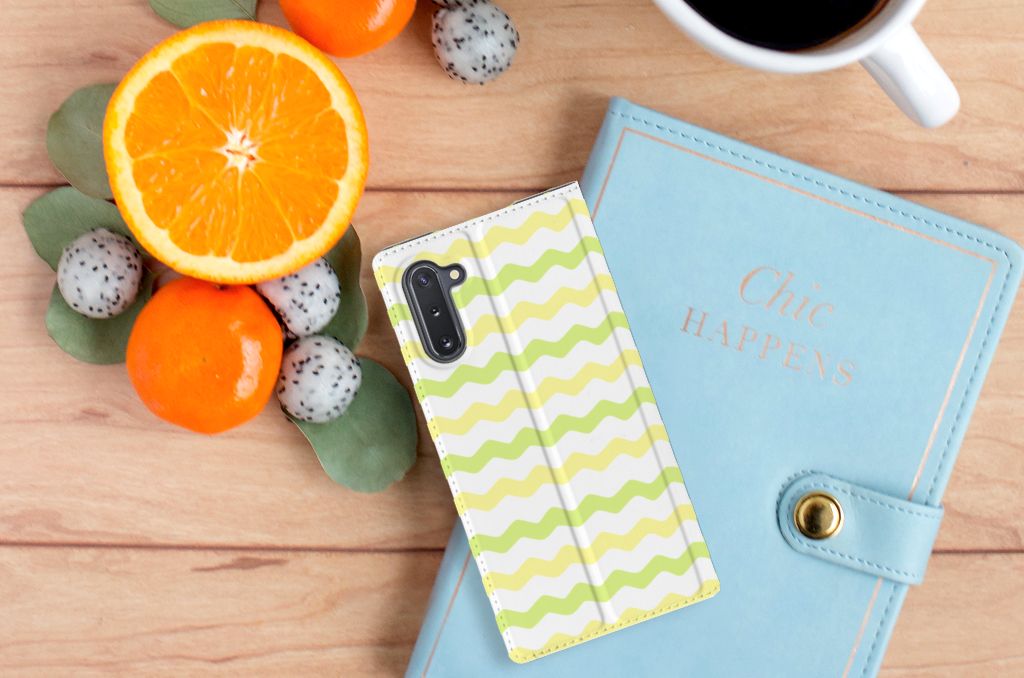 Samsung Galaxy Note 10 Hoesje met Magneet Waves Yellow