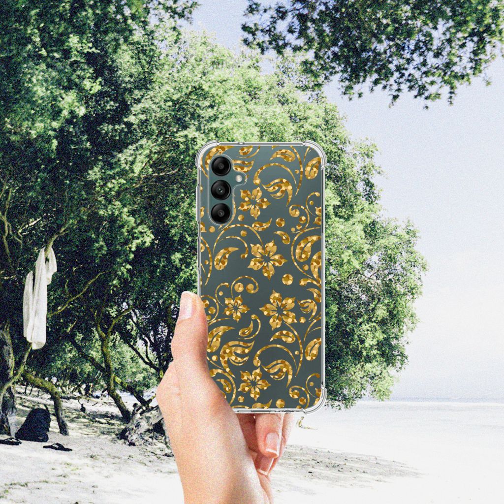 Samsung Galaxy A14 5G/4G Case Gouden Bloemen met gouden bloemenprint, perfect voor actieve smartphonegebruikers.