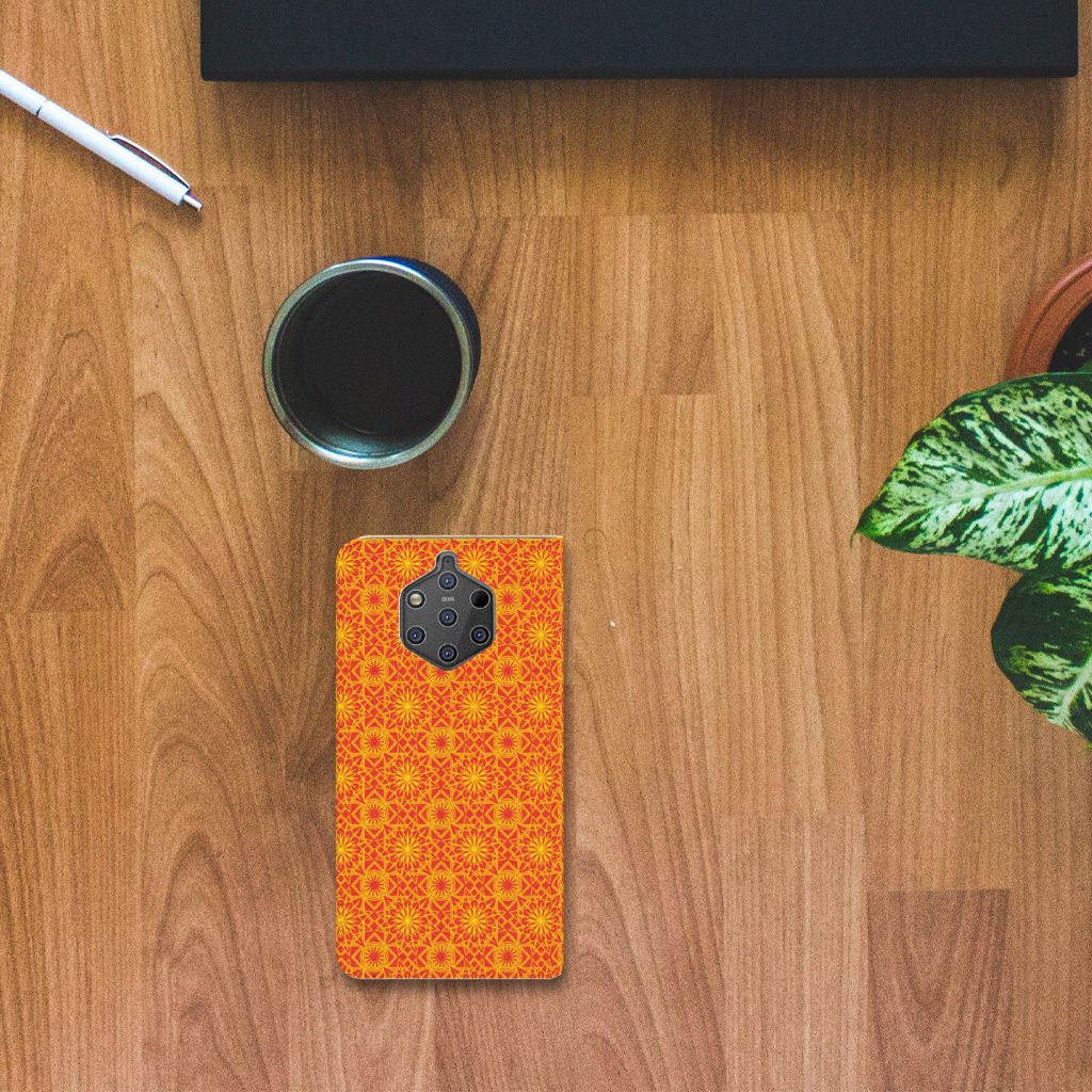 Nokia 9 PureView Hoesje met Magneet Batik Oranje