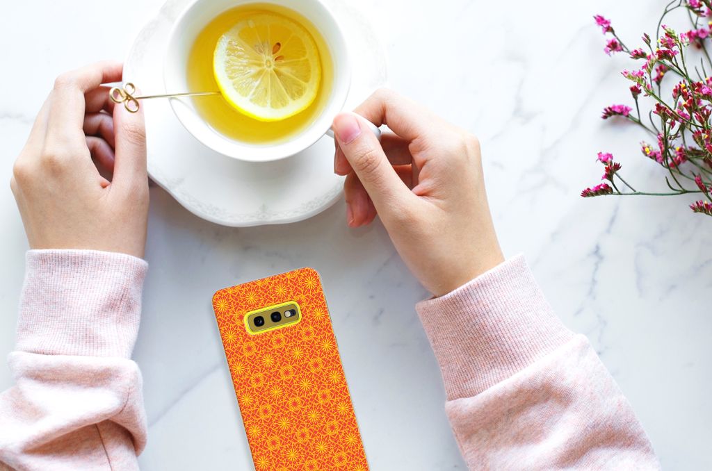 Samsung Galaxy S10e TPU bumper Batik Oranje