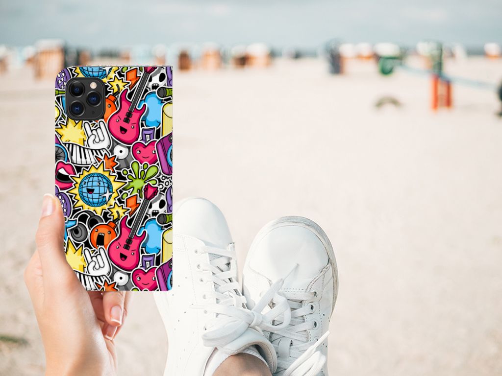 Apple iPhone 11 Pro Max Hippe Standcase Punk Rock