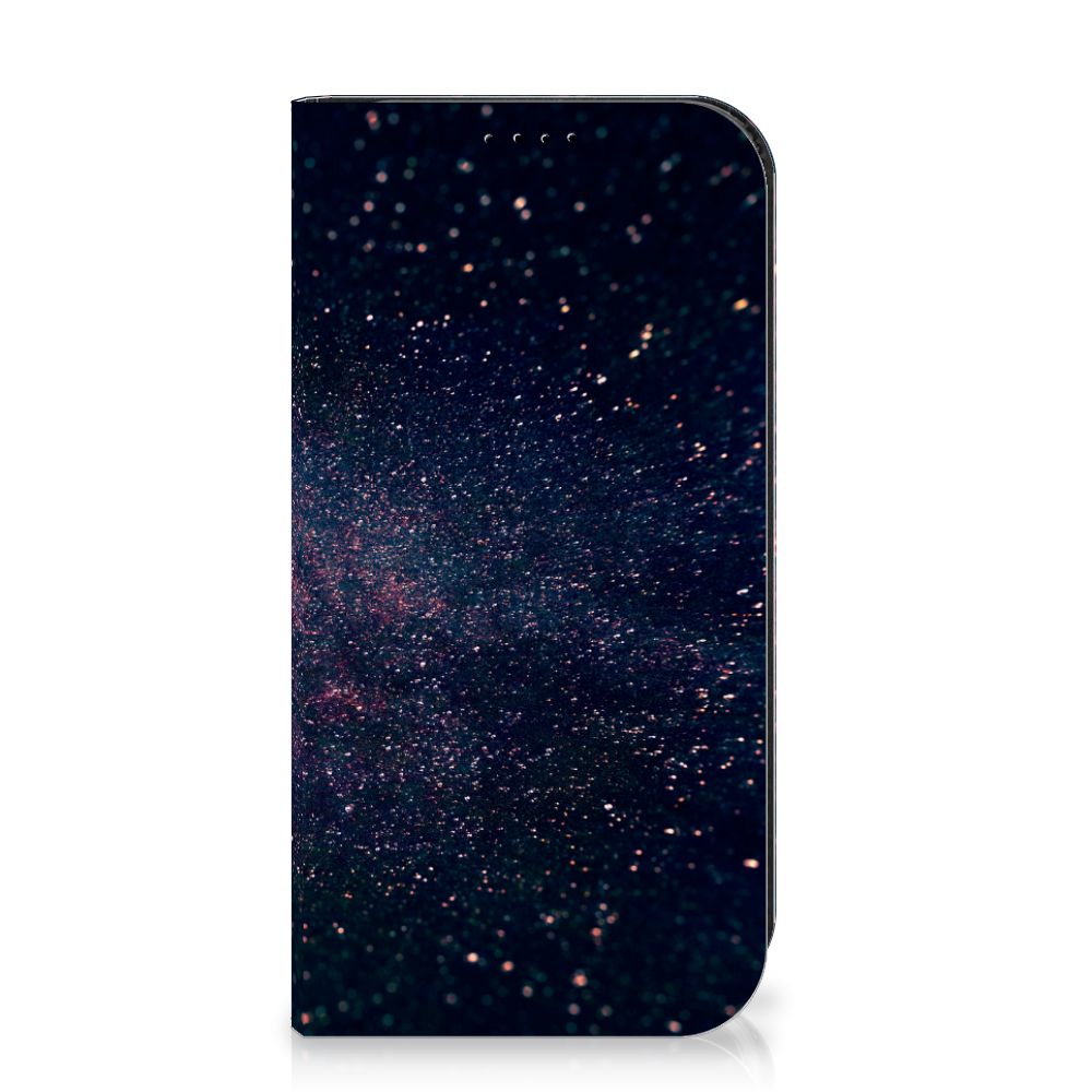 iPhone 15 Pro Stand Case Stars met glinsterend design in paars en blauw op een inktzwarte achtergrond đ.