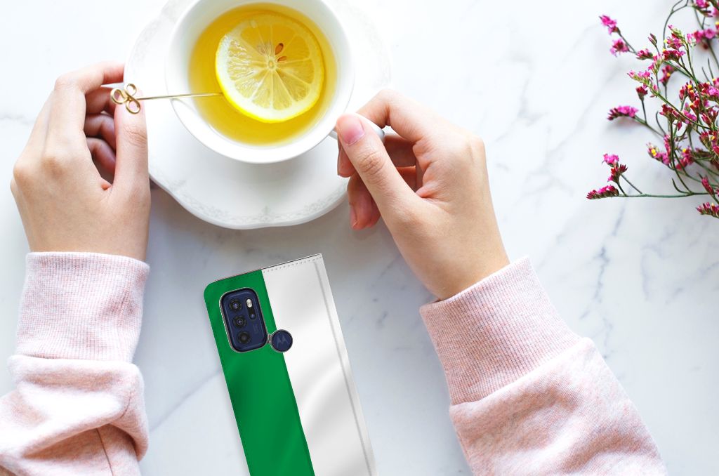 Motorola Moto G60s Standcase Italië - B2C Telecom