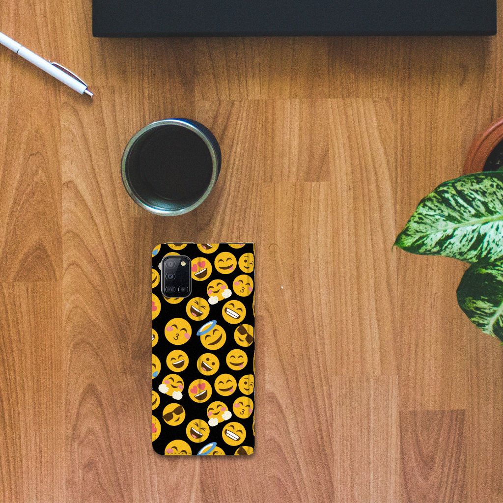 Samsung Galaxy A31 Hoesje met Magneet Emoji - B2C Telecom