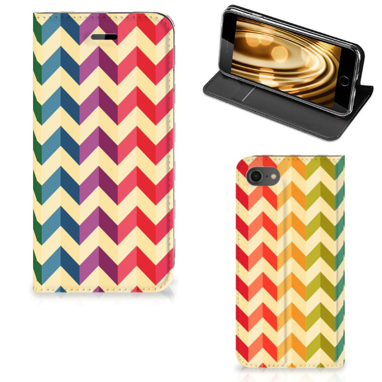 iPhone 7 | 8 | SE (2020) | SE (2022) Hoesje met Magneet Zigzag Multi Color