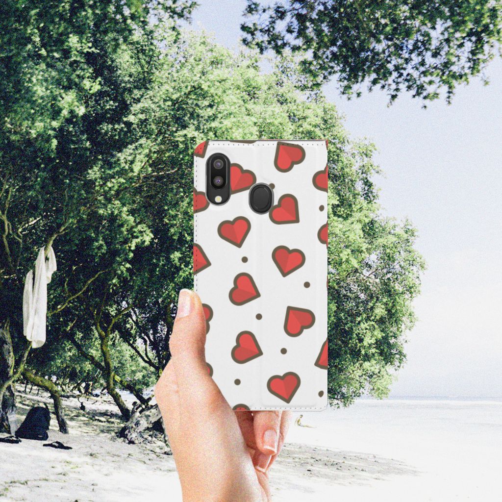 Samsung Galaxy M20 Hoesje met Magneet Hearts