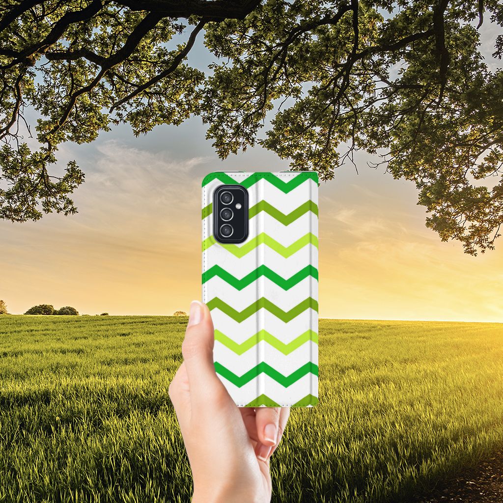 Samsung Galaxy M52 Hoesje met Magneet Zigzag Groen - B2C Telecom