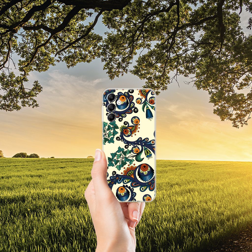 Siliconen Hoesje Samsung Galaxy A14 5G Barok Flower with floral design held in a hand against a sunset backdrop.