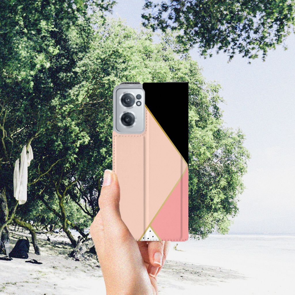 OnePlus Nord CE 2 5G Stand Case Zwart Roze Vormen - B2C Telecom