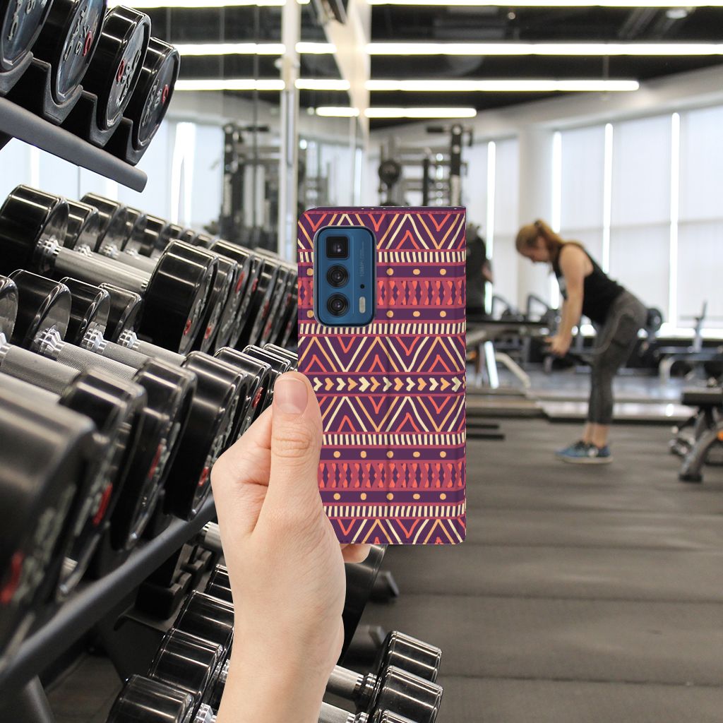 Motorola Edge 20 Pro Hoesje met Magneet Aztec Paars - B2C Telecom