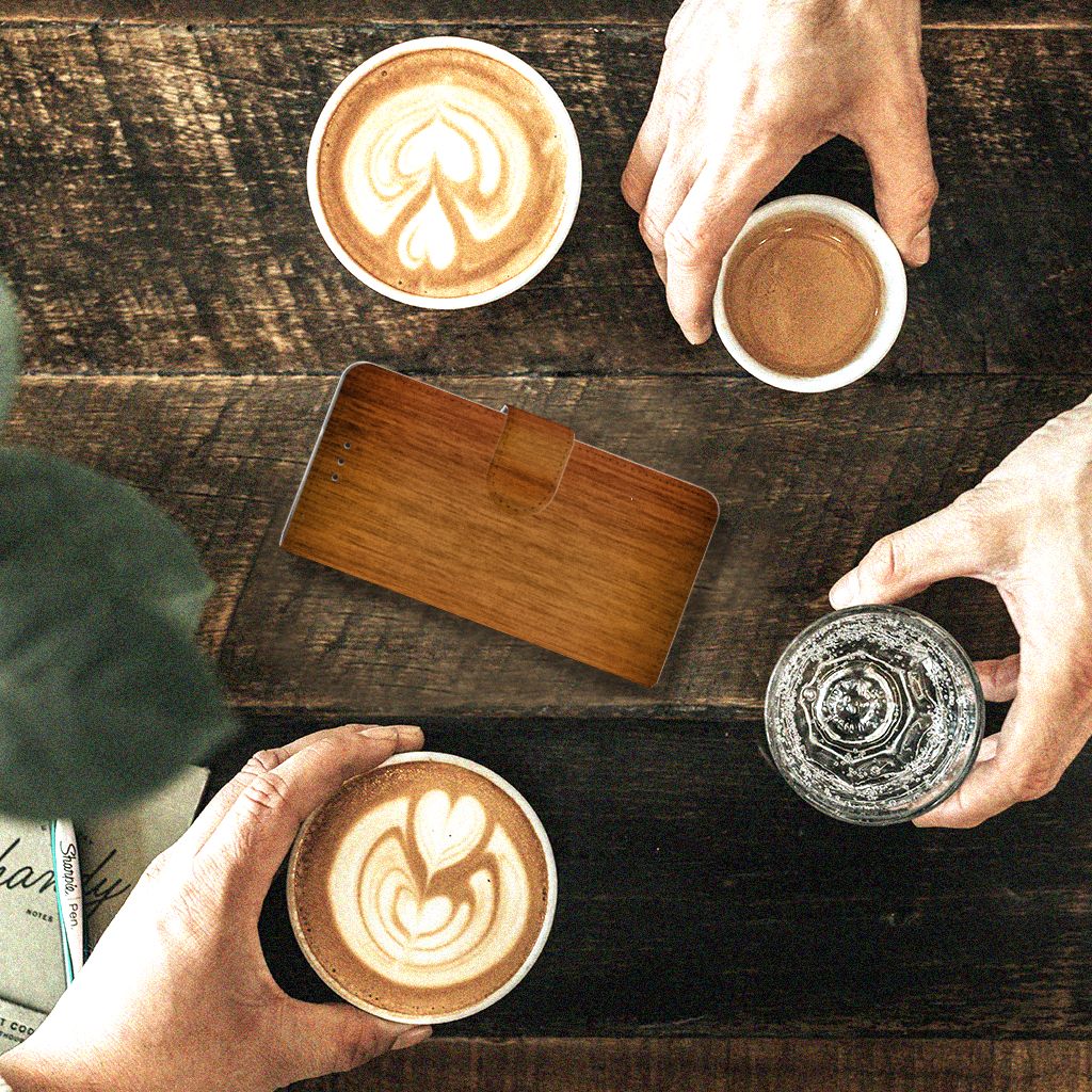 Motorola Moto G7 Play Book Style Case Donker Hout
